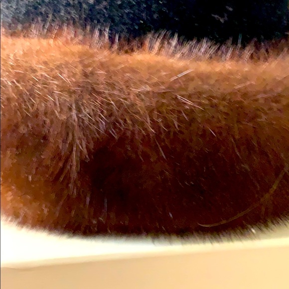 Mink - Picture 4 of 7